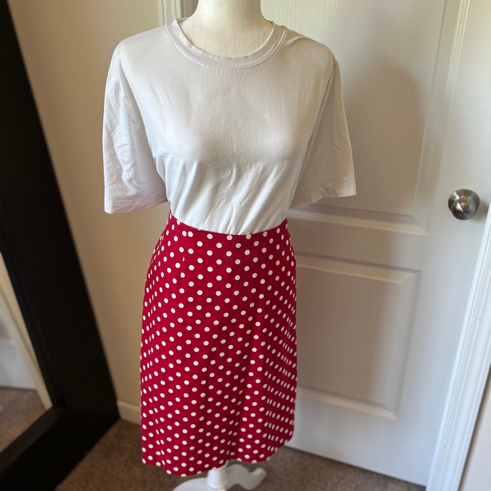 Red and white polka dot pencil skirt